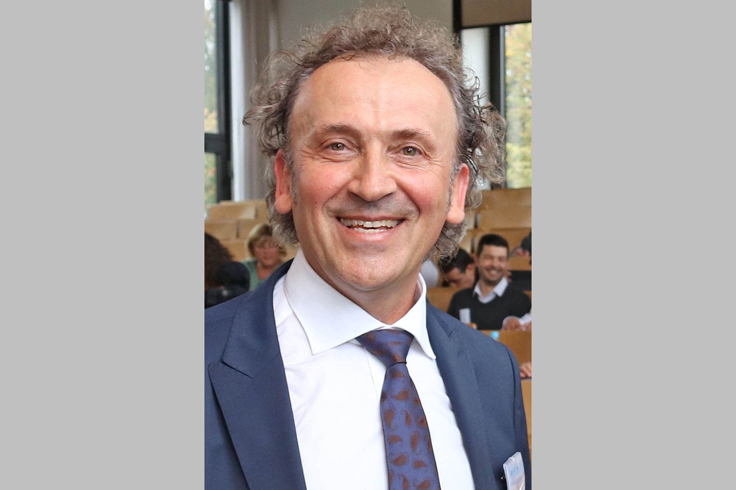 Prof. Dr. Surzykiewicz
